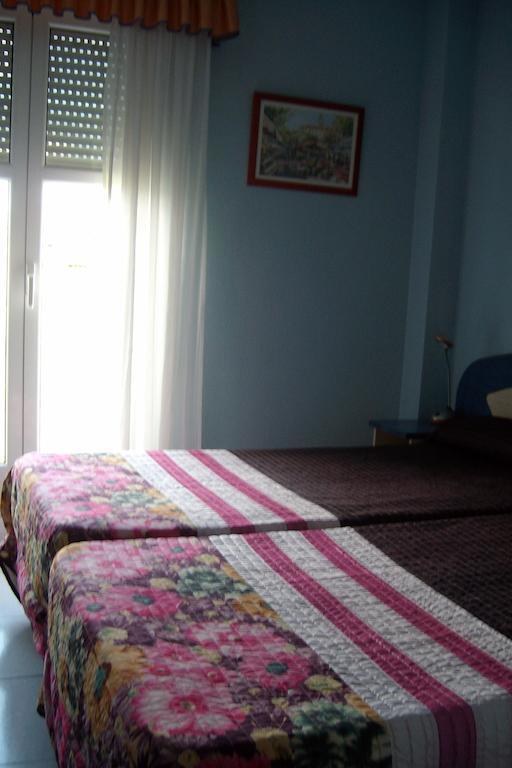 Hospedaje Argonos Ruang foto